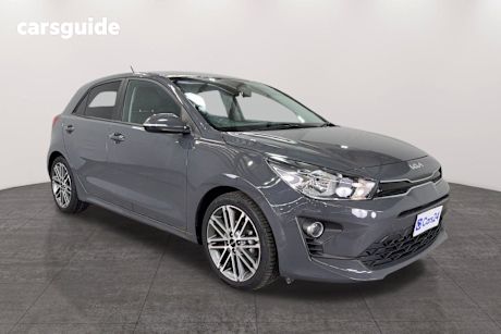 2022 Kia RIO Hatchback Sx