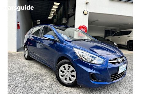 Blue 2016 Hyundai Accent Hatchback Active