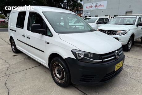 White 2018 Volkswagen Caddy SUV TSI220 COMFORTLINE F