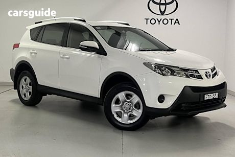 White 2015 Toyota RAV4 SUV GX F