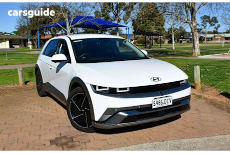 White 2024 Hyundai Ioniq 5 Wagon Dynamiq 2Wd (77.4Kwh)