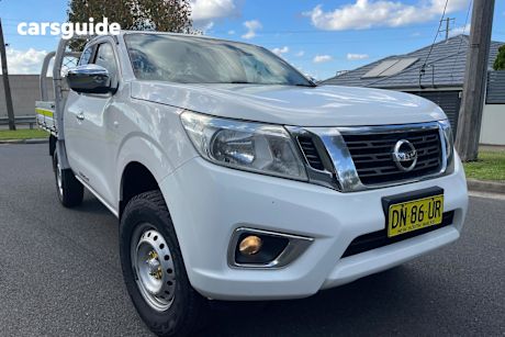 White 2017 Nissan Navara King Cab Chassis Rx (4X4)