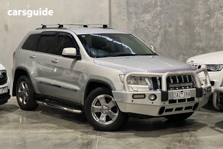 Grey 2012 Jeep Grand Cherokee Wagon Laredo (4X4)