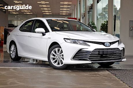White 2024 Toyota Camry Sedan ASCENT F