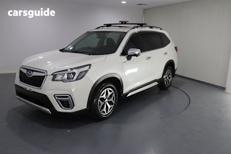White 2020 Subaru Forester Wagon 2.0E-L Hybrid (Awd)