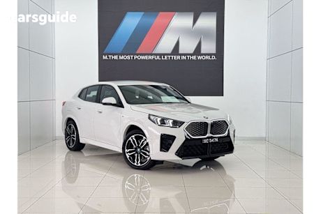 White 2024 BMW IX2 Wagon Xdrive30 M Sport
