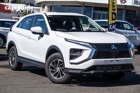 White 2024 Mitsubishi Eclipse Cross SUV ES F