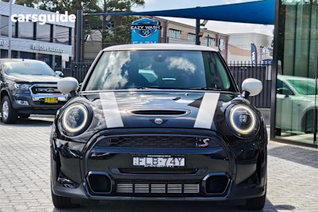 Black 2021 Mini Cooper Hatchback S Classic 3D Hatch