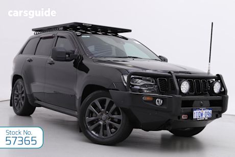 Black 2019 Jeep Grand Cherokee Wagon S-Overland