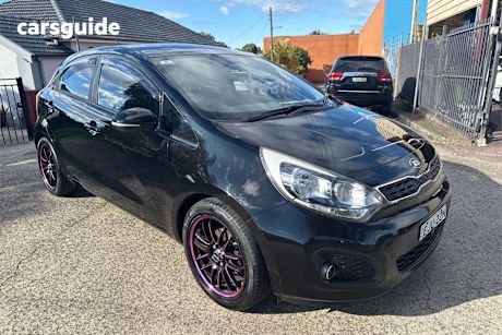 Black 2013 Kia RIO Hatch SI F