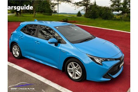 Blue 2019 Toyota Corolla Hatchback Sx (Hybrid)