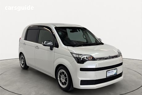 White 2019 Toyota Spade Hatch WELCAB
