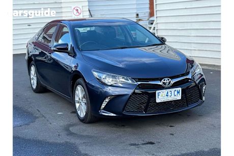 Blue 2015 Toyota Camry Sedan ATARA S F