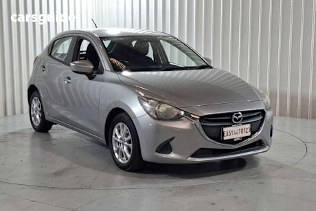 Silver 2014 Mazda 2 Hatchback Maxx
