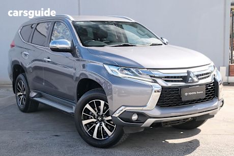 Silver 2017 Mitsubishi Pajero Sport Wagon Gls (4X4) 7 Seat