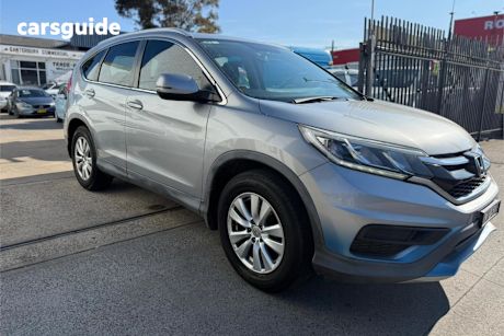 Silver 2016 Honda CR-V SUV VTI F