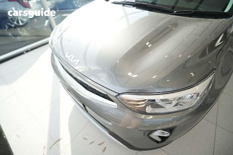 Brown 2025 Kia Stonic Wagon Sport
