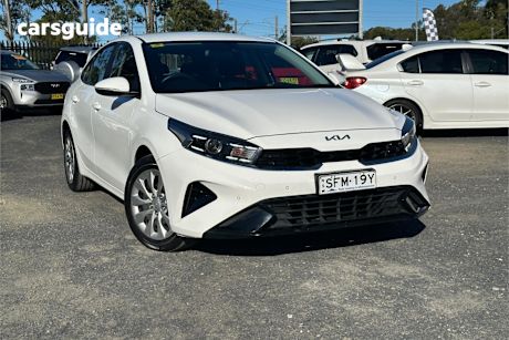 White 2021 Kia Cerato Hatchback S