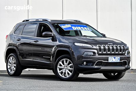 Grey 2015 Jeep Cherokee Wagon Limited (4X4)