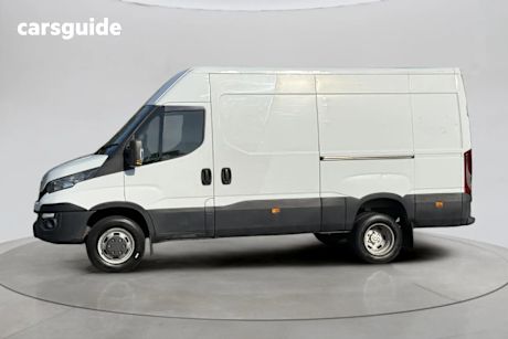 White 2016 Iveco Daily Commercial