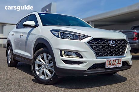 White 2020 Hyundai Tucson SUV ACTIVE F