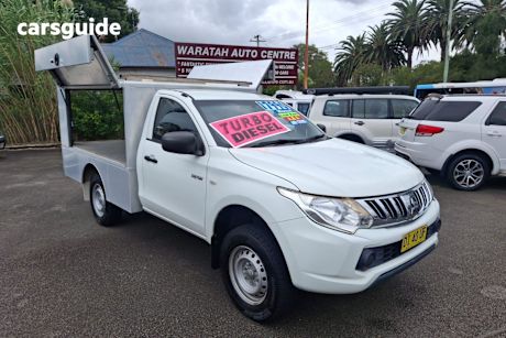 White 2015 Mitsubishi Triton Cab Chassis Glx