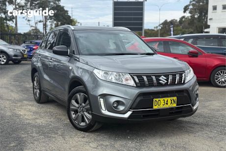Grey 2023 Suzuki Vitara Wagon