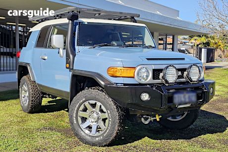Blue 2016 Toyota FJ Cruiser SUV 4X4