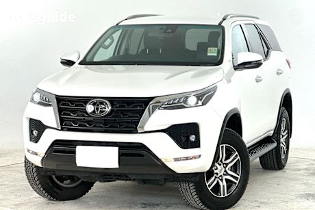 White 2024 Toyota Fortuner SUV GXL 4X4