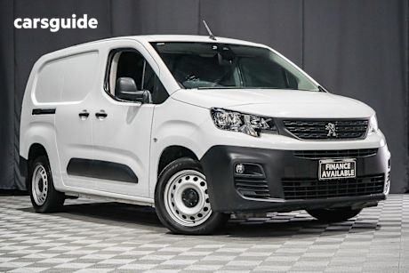 White 2022 Peugeot Partner Van City Lwb