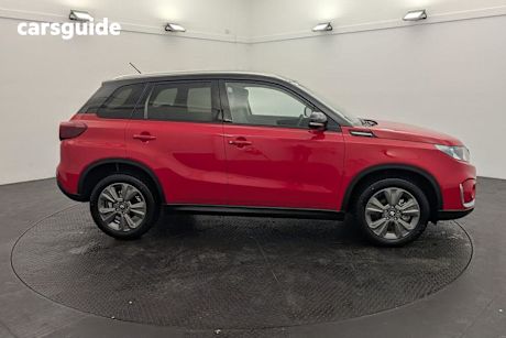 Red 2025 Suzuki Vitara Wagon Turbo Allgrip
