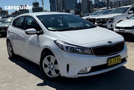 White 2018 Kia Cerato Hatch S F
