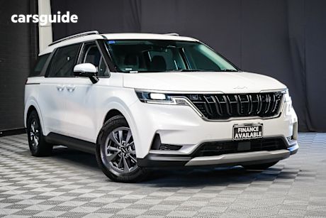 White 2022 Kia Carnival Wagon S