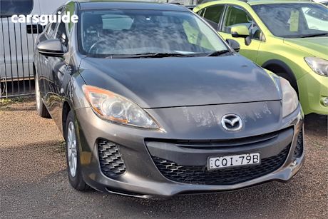 Grey 2013 Mazda Mazda3 Hatch NEO F