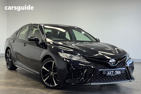 Black 2019 Toyota Camry Sedan SX F