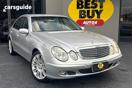 Silver 2004 Mercedes-Benz E200 Sedan Kompressor Elegance