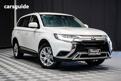 White 2020 Mitsubishi Outlander Wagon Es 7 Seat (2Wd)