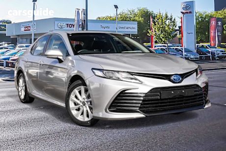 Silver 2023 Toyota Camry Sedan ASCENT F