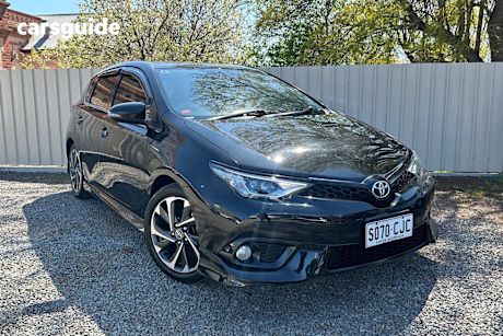 Black 2016 Toyota Corolla Hatch ZR F