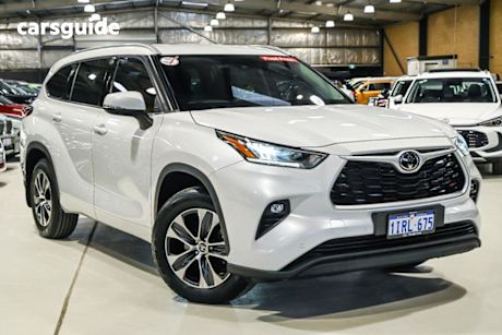 White 2022 Toyota Kluger SUV GXL 4X4