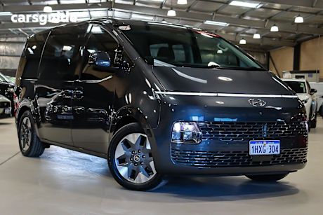 Grey 2021 Hyundai Staria SUV HIGHLANDER 4X4