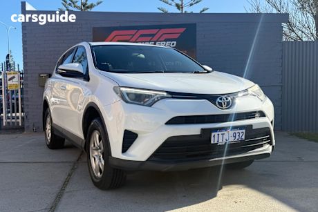 White 2016 Toyota RAV4 SUV GX 4X4