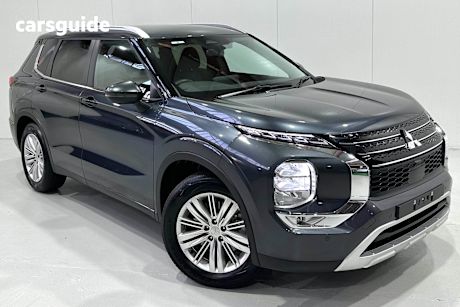Grey 2024 Mitsubishi Outlander SUV LS F