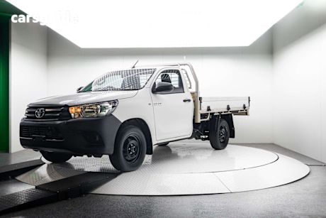 White 2018 Toyota Hilux Ute Tray WORKMATE R