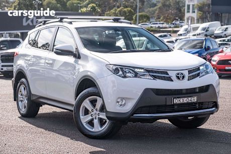 White 2013 Toyota RAV4 SUV GXL 4X4