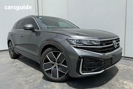 Grey 2024 Volkswagen Touareg Wagon 210Tdi R-Line