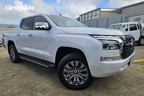 White 2024 Mitsubishi Triton Ute Tray GLS 4X4