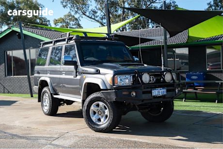 Grey 2014 Toyota Landcruiser Wagon Gxl (4X4)
