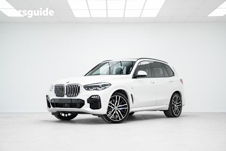 White 2019 BMW X5 SUV XDRIVE30D 4X4