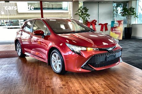 Red 2022 Toyota Corolla Hatch ASCENT SPORT F